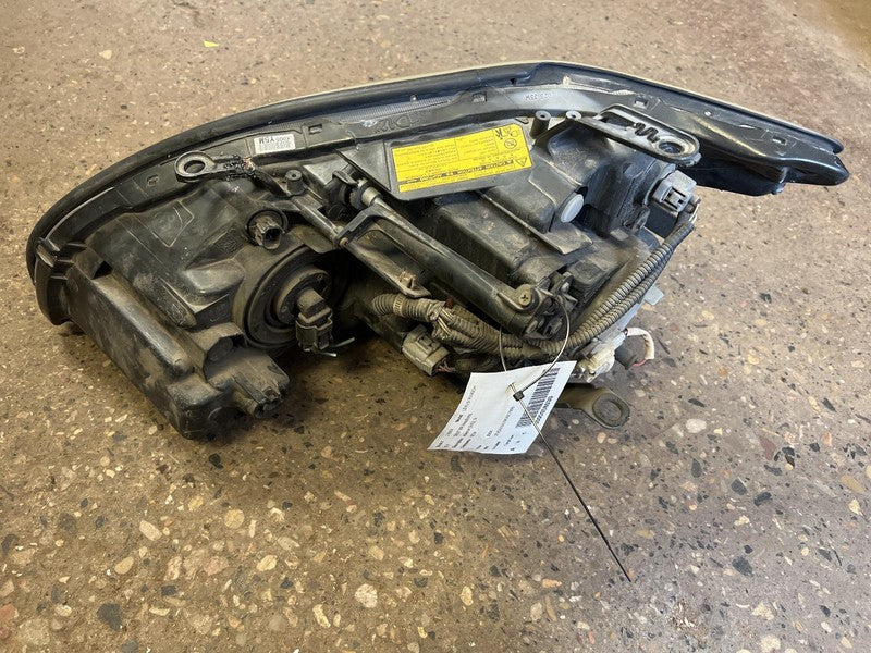 Used Right Headlight Assembly fits: 2008 Lexus RX400H w/xenon HID Righ