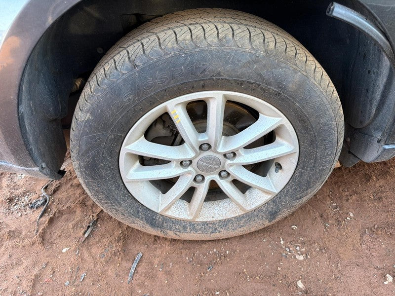 Used Wheel fits: 2016 Dodge Journey 17x6-1/2 aluminum 10 spoke Grade A