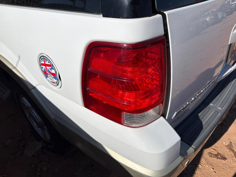 Used Left Tail Light Assembly fits: 2006 Ford Expedition Left Grade A
