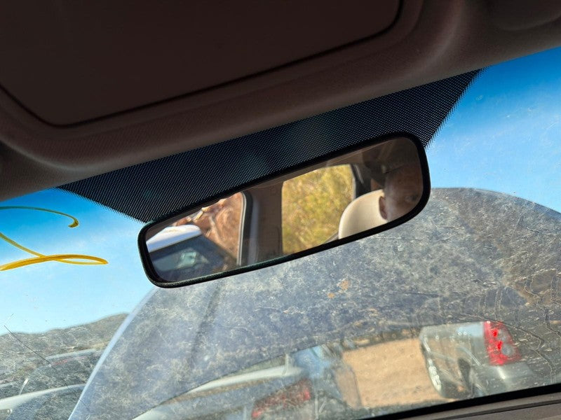 Used Front Center Interior Rear View Mirror fits: 2015 Hyundai Tucson 