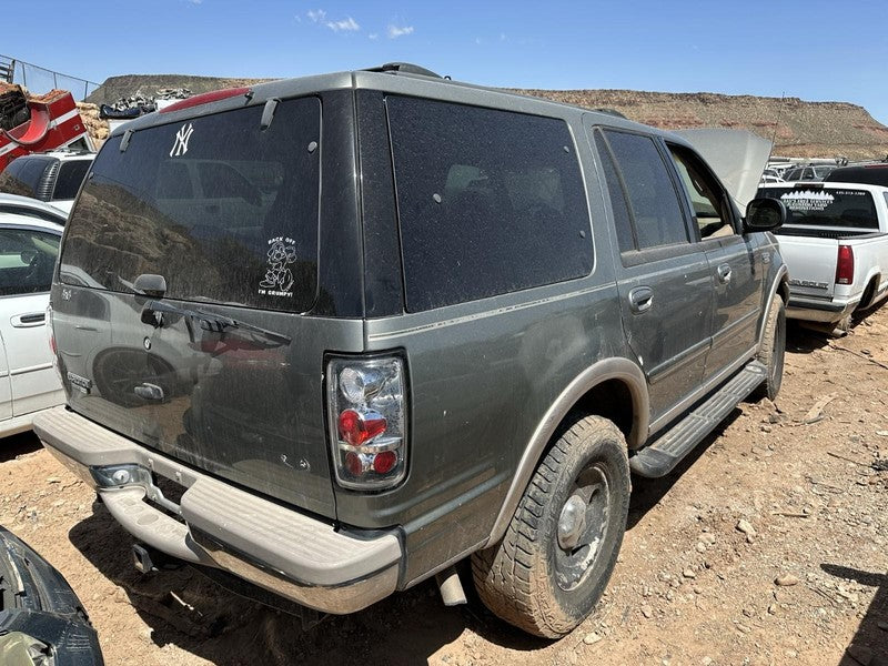 Used Transfer Case Assembly fits: 1999 Ford Expedition  Grade A