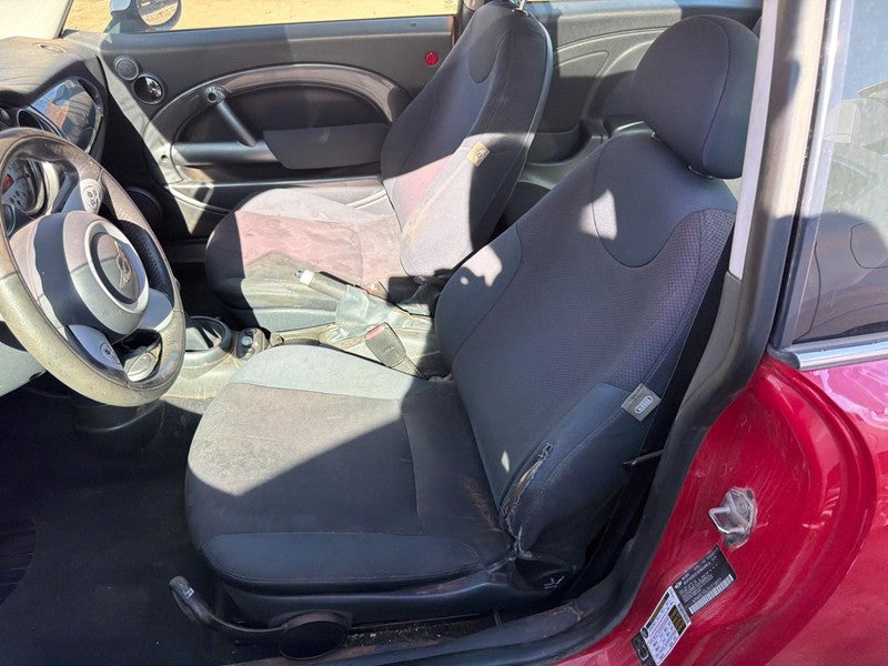 2005 MINI Cooper Driver Side Front Seat bucket, manual, cloth, HT
