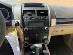 Used Air Cleaner Assembly fits: 2010 Volkswagen Touareg 3.0L standard 