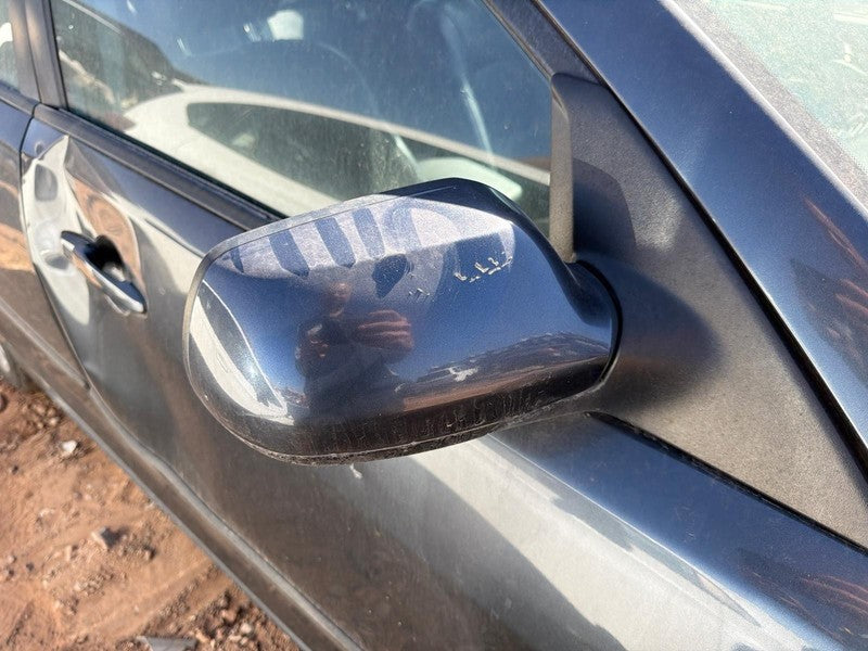 Used Right Door Mirror fits: 2009 Mazda 3 Power non-heated 3 male usab