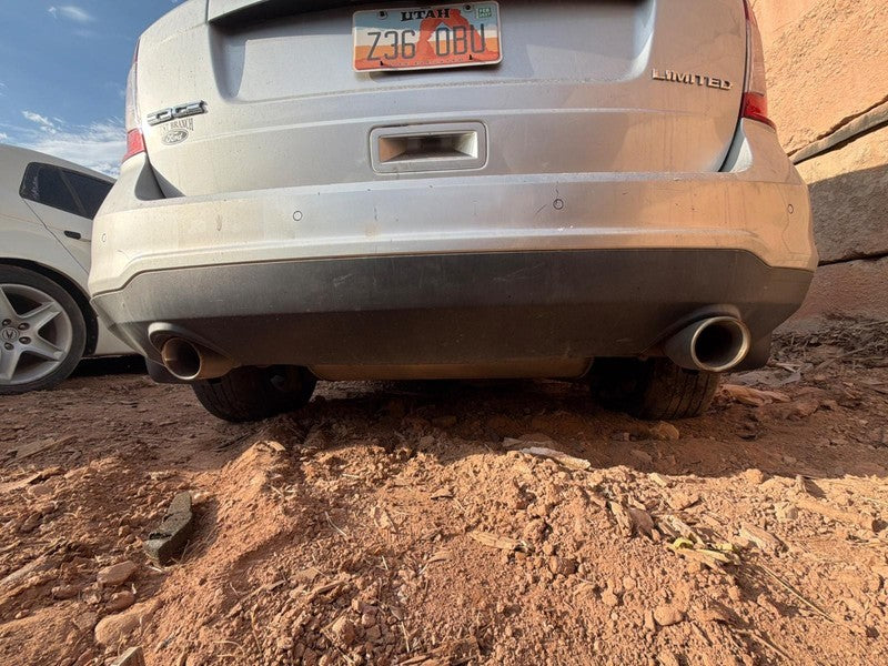 Used Rear Bumper Assembly Rear fits: 2012 Ford Edge w/o tow package w/