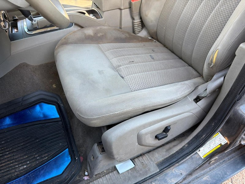 Used Front Left Seat Front fits: 2005 Jeep Grand cherokee without air 