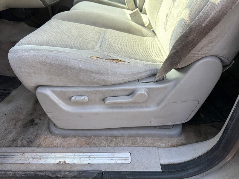 Used Front Left Seat Front fits: 2007 Chevrolet Tahoe bucket-bench L. 