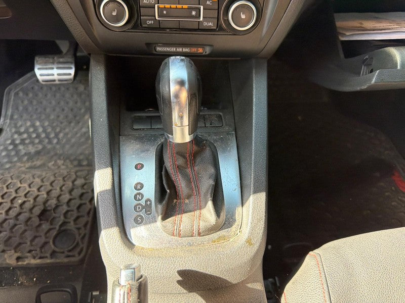 Used Transmission Shifter Assembly fits: 2012 Volkswagen Jetta gli Tra