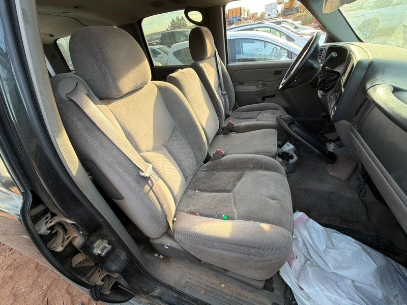 Used Front Right Seat Front fits: 2005 Chevrolet Suburban 1500 bucket-