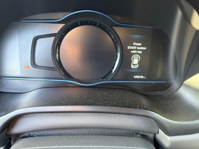 Used Front Right Seat Front fits: 2017 Hyundai Ioniq VIN C 8th digit H