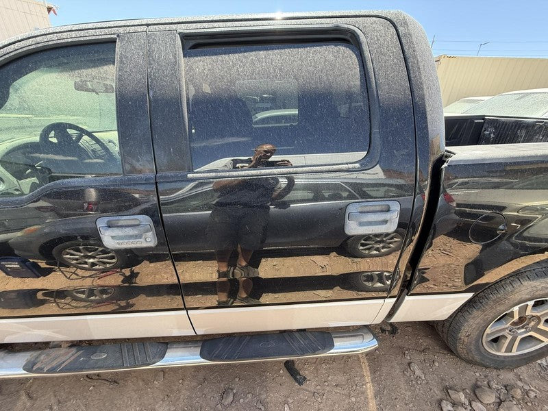 Used Rear Left Door Assembly Rear Side fits: 2008 Ford F150 PICKUP Cre