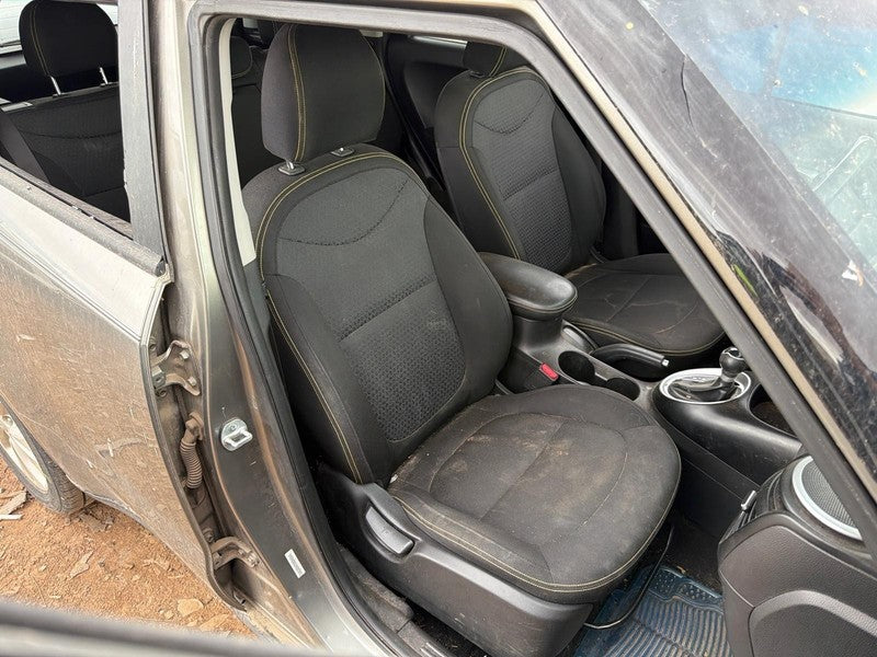 Used Front Right Seat Front fits: 2014 Kia Soul air bag cloth manual F