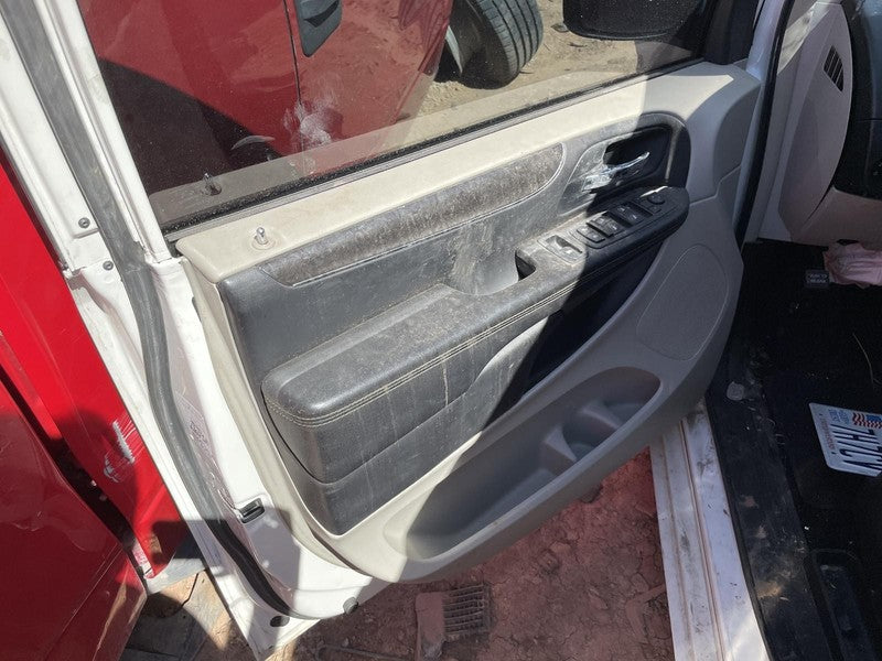 Used Right Door Mirror fits: 2013 Chrysler Town & country Power chrome