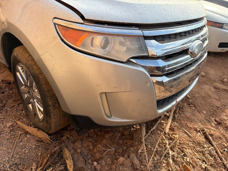 Used Front Bumper Assembly Front fits: 2012 Ford Edge Limited w/o adap