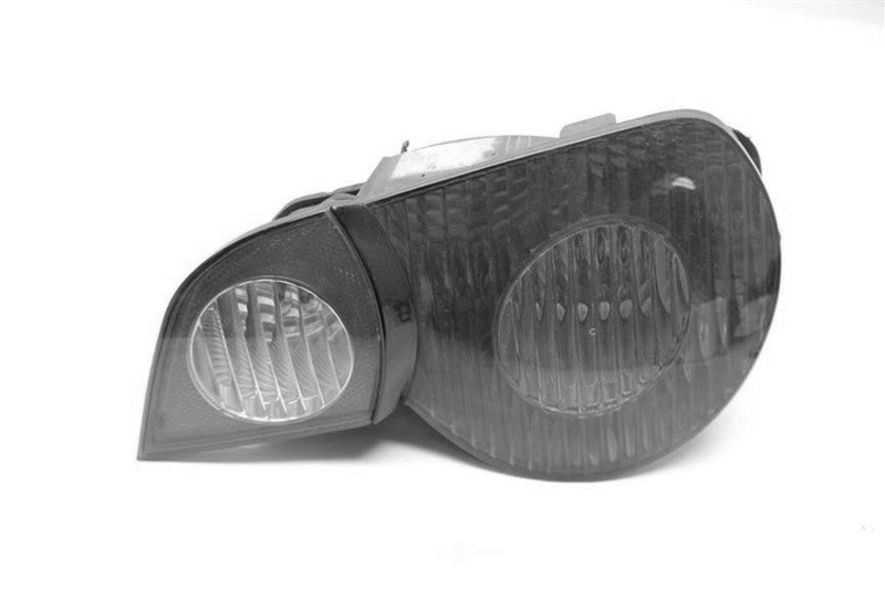 Used Right Tail Light Assembly fits: 2003 Bmw Z4 quarter panel mounted