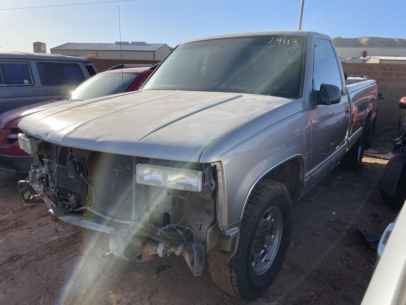 Used Front Right Door Assembly Front fits: 1998 Chevrolet 2500 PICKUP 