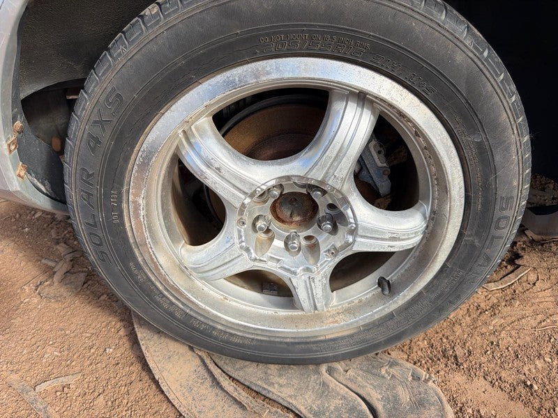 Used Wheel fits: 2001 Toyota Celica 16x6-1/2 alloy Grade A