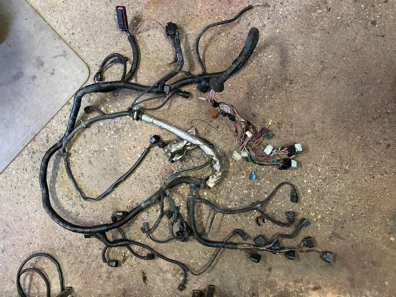 Used Engine Wiring Harness fits: 2001 Volkswagen Eurovan Engine Wire H