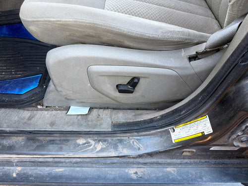 Used Front Left Seat Front fits: 2005 Jeep Grand cherokee without air 