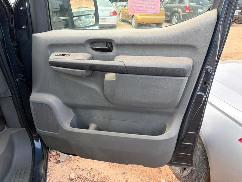 Used Front Right Seat Front fits: 2018 Nissan Nv 3500 bucket Passenger