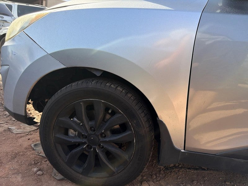Used Front Left Fender fits: 2013 Hyundai Tucson Front Left Grade A