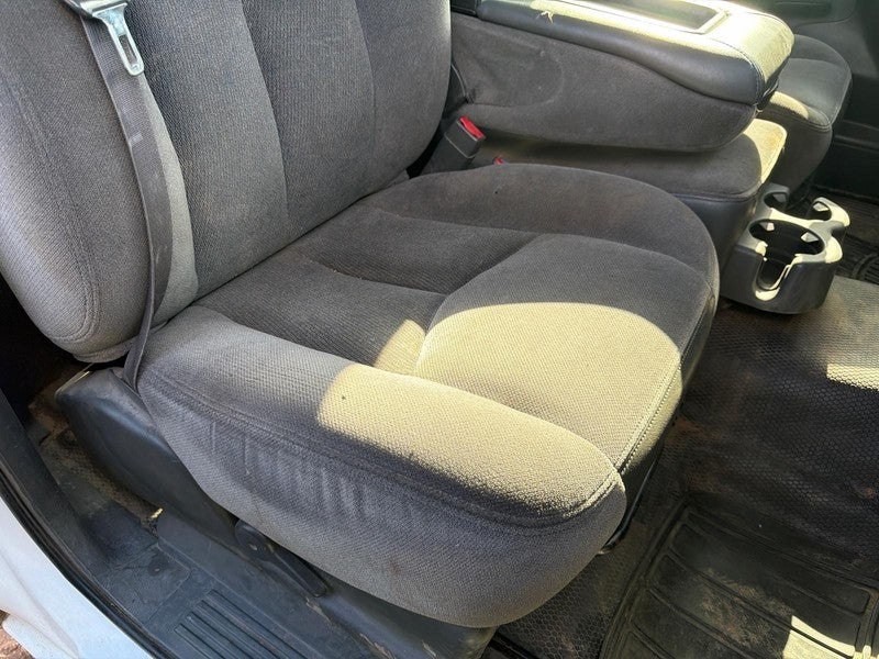 Used Front Right Seat Front fits: 2007 Gmc Sierra 2500 pickup bucket a