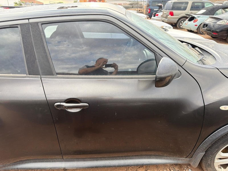 Used Front Right Door Assembly Front fits: 2011 Nissan Juke electric F
