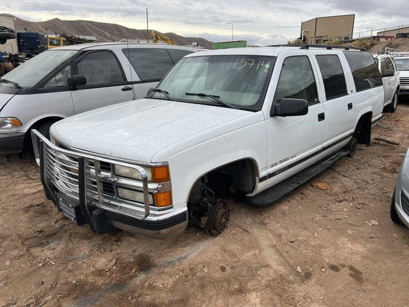 Used Transfer Case Assembly fits: 1996 Chevrolet Suburban 1500 5.7L AT