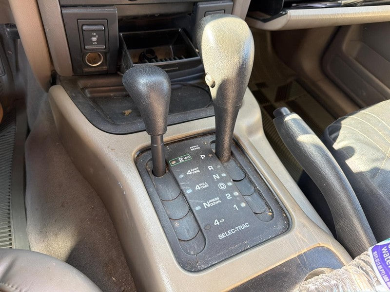 2002 Jeep Grand Cherokee Transmission Shift Assembly