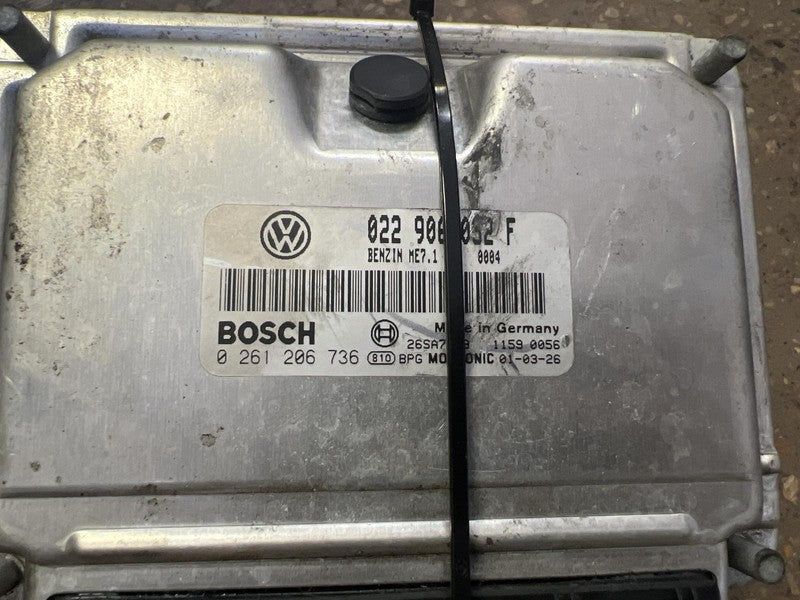 2001 VOLKSWAGEN EUROVAN ECM ID#: 022906032F
