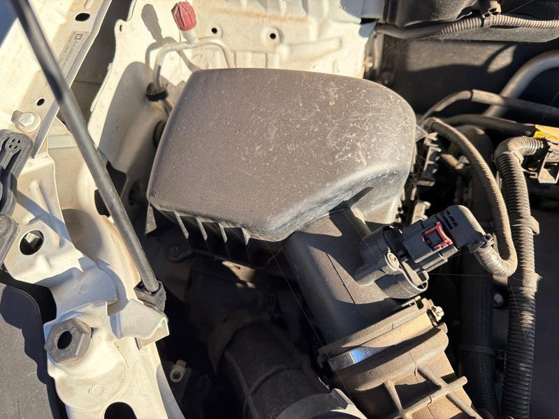 Used Air Cleaner Assembly fits: 2016 Buick Encore 1.4 Grade A
