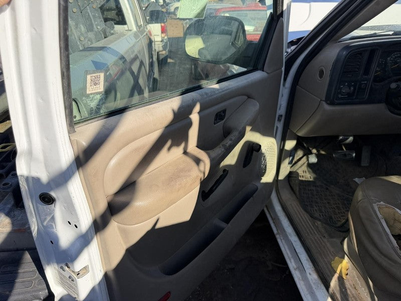 Used Door Assembly Fr fits: 2002 Chevrolet Silverado 2500 pickup Grade