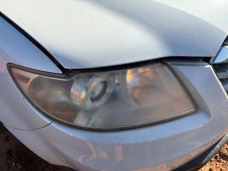 Used Right Headlight Assembly fits: 2009 Subaru Tribeca halogen Right 