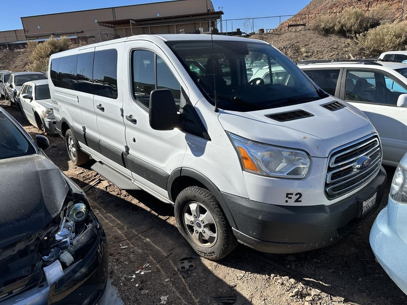 Used Left Headlight Assembly fits: 2018 Ford Transit 350 halogen chrom