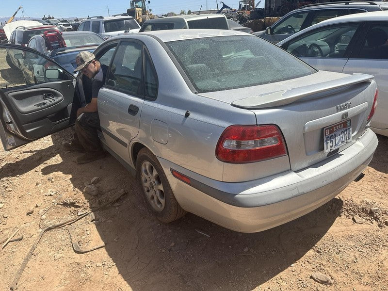 Used Automatic Transmission Assembly fits: 2001 Volvo 40 SERIES AT Gra