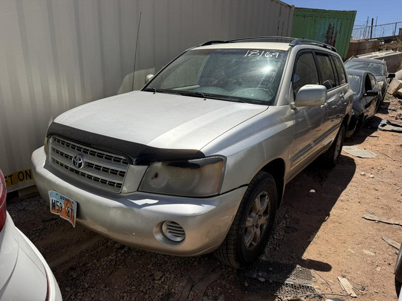 Used Air Cleaner Assembly fits: 2001 Toyota Highlander 6 cylinder 1MZF