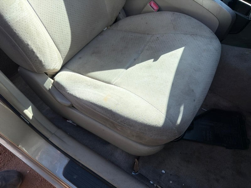 Used Front Right Seat Front fits: 2008 Toyota Prius bucket w/air bag c