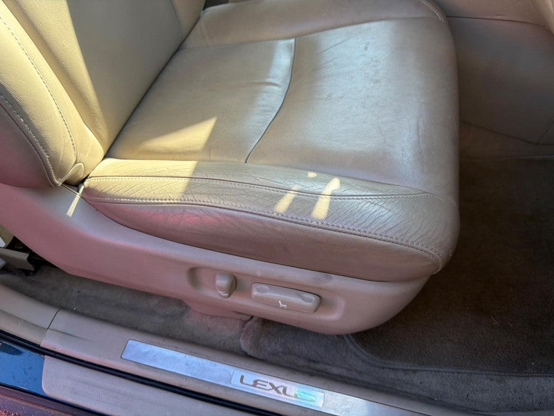 2004 Lexus RX330 Passenger Side Front Seat