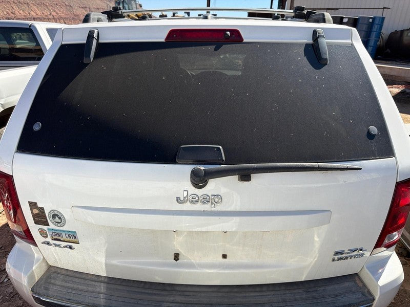 2005 - 2006 Jeep Grand Cherokee Deck Lid