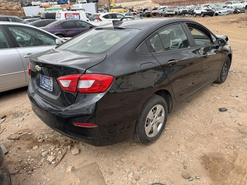 Used Left Headlight Assembly fits: 2018 Chevrolet Cruze halogen w/o LE