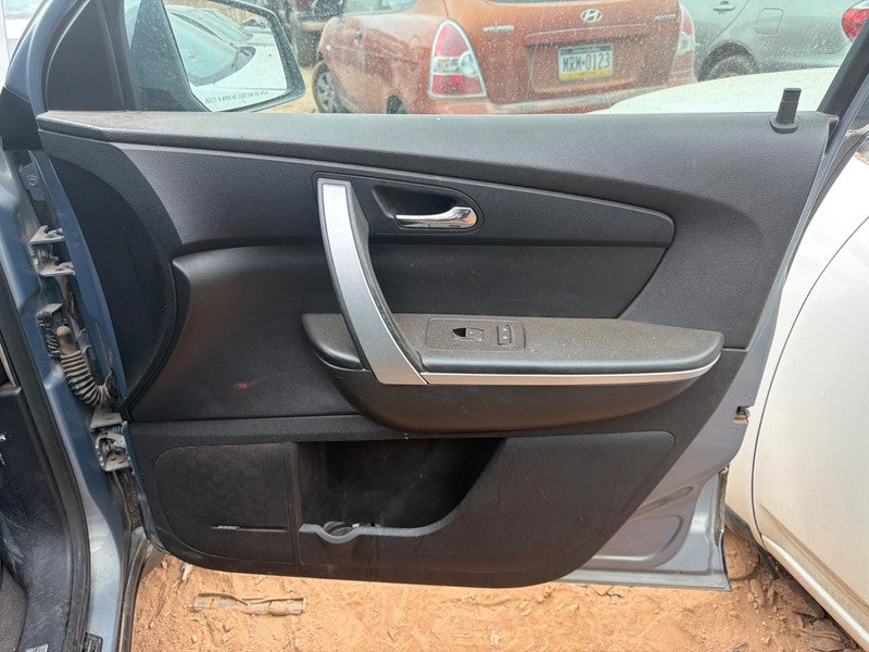 Used Front Right Door Interior Trim Panel fits: 2008 Gmc Acadia Trim P