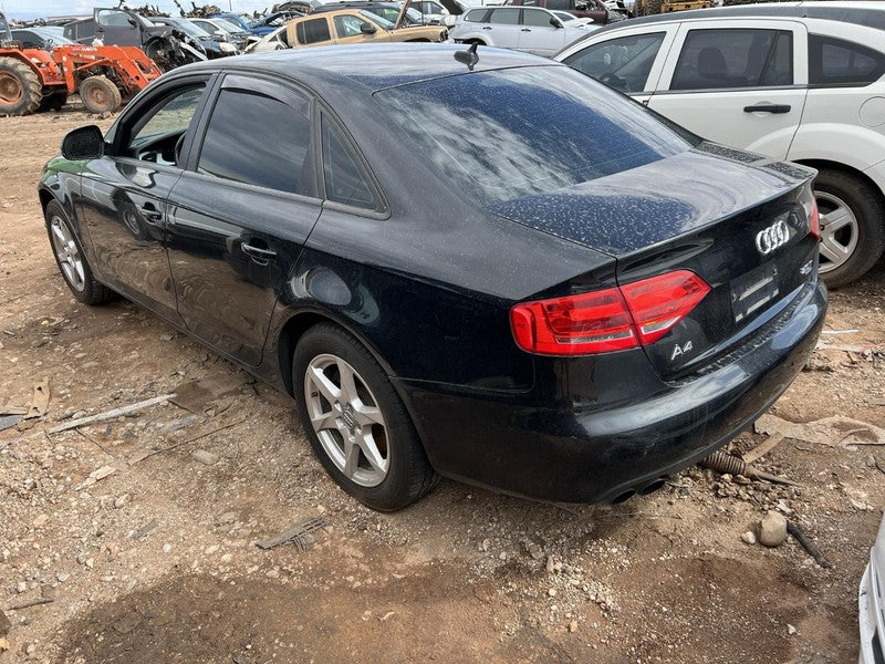 Used Left Headlight Assembly fits: 2009 Audi A4 Sdn halogen L. Left Gr