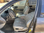 Used Right Headlight Assembly fits: 1998 Toyota Avalon Right Grade A