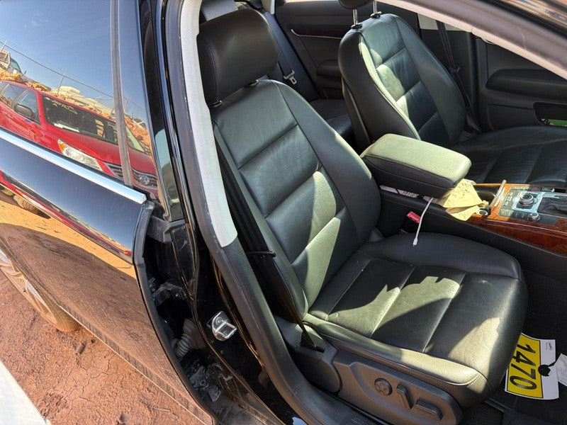 2011 Audi A6 Passenger Side Front Seat leather, electric, w/o memory