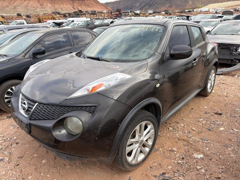 Used Front Right Seat Front fits: 2011 Nissan Juke cloth manual Front 