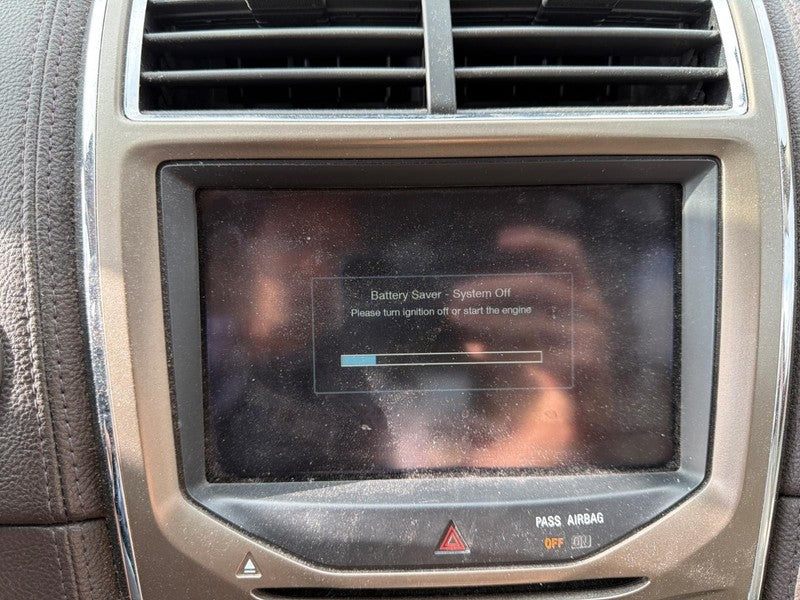Used Front Center Infotainment Display fits: 2011 Lincoln Mkx Front ce