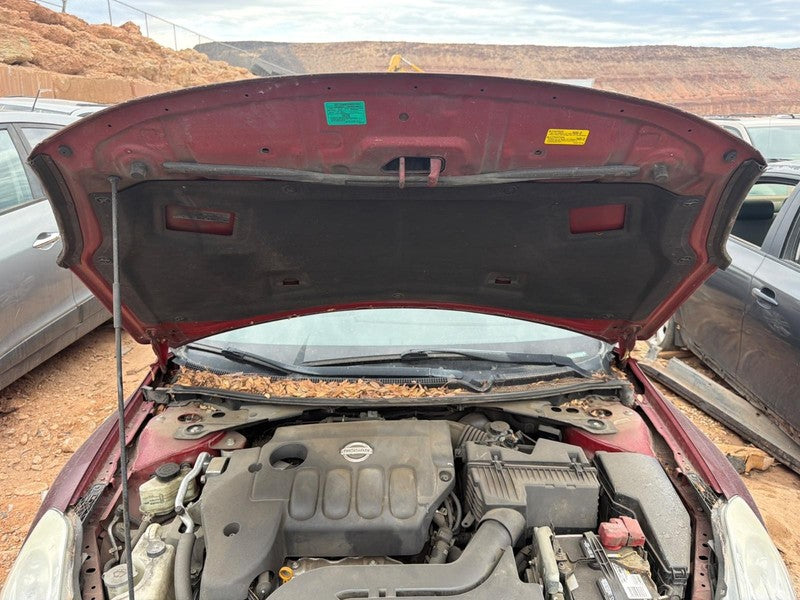 Used Hood fits: 2012 Nissan Altima  Grade A