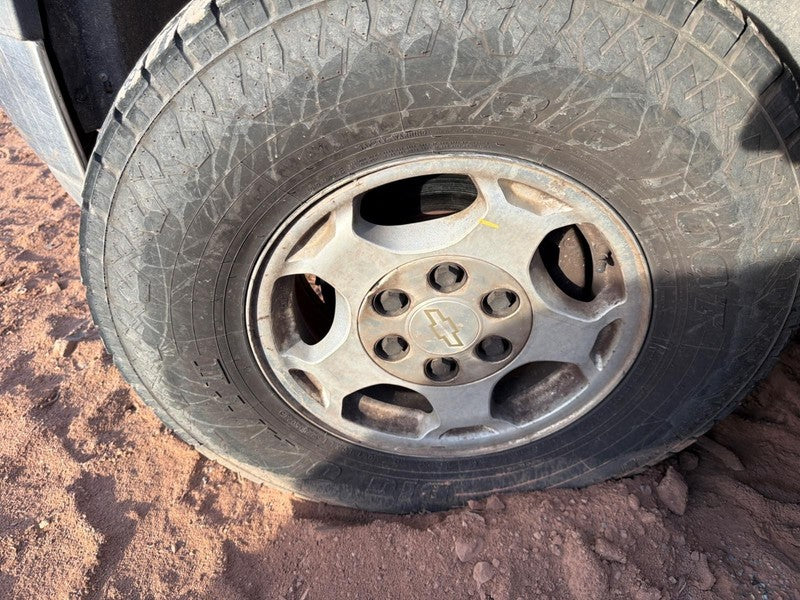 Used Spare Tire Wheel fits: 2005 Chevrolet Suburban 1500 classic style