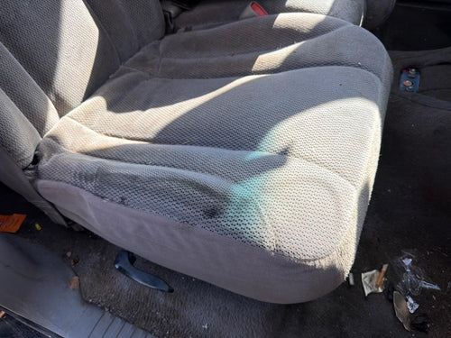 Used Front Center Seat Front fits: 2002 Dodge Dakota without air bag b