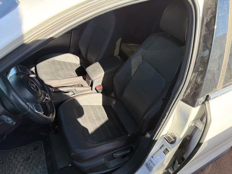 Used Front Left Seat Front fits: 2012 Volkswagen Jetta gli Sdn Base bu